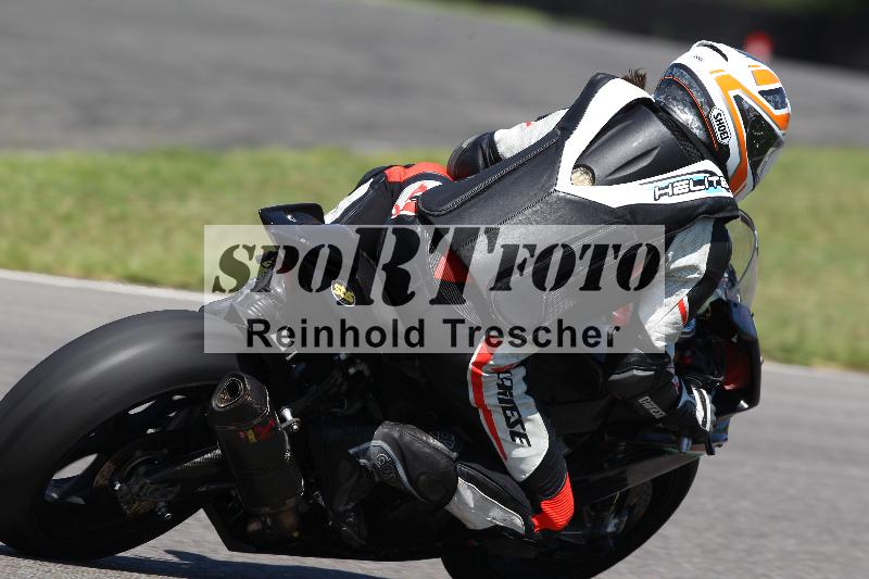 /Archiv-2022/35 05.07.2022 Speer Racing ADR/Gruppe rot/backside